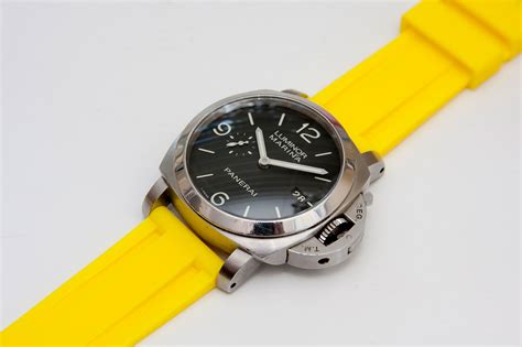 panerai aftermarket rubber straps